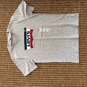 Levi’s T’s